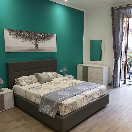 Dormire a Napoli Centro Holiday House Casa Vacanza Esterno foto