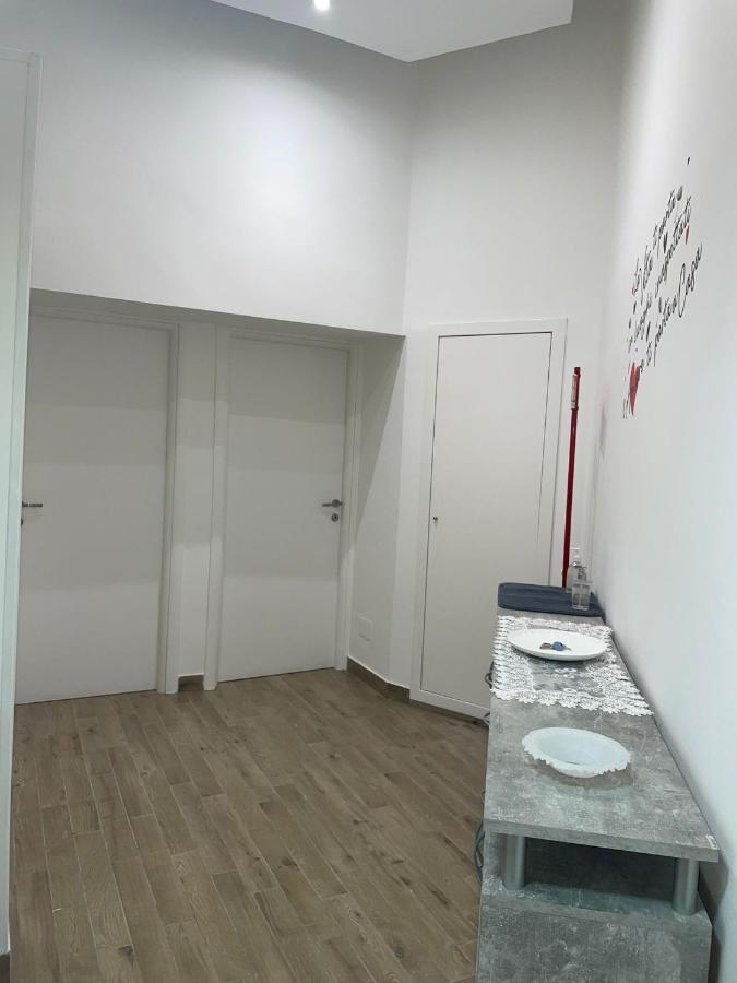 Dormire a Napoli Centro Holiday House Casa Vacanza Esterno foto