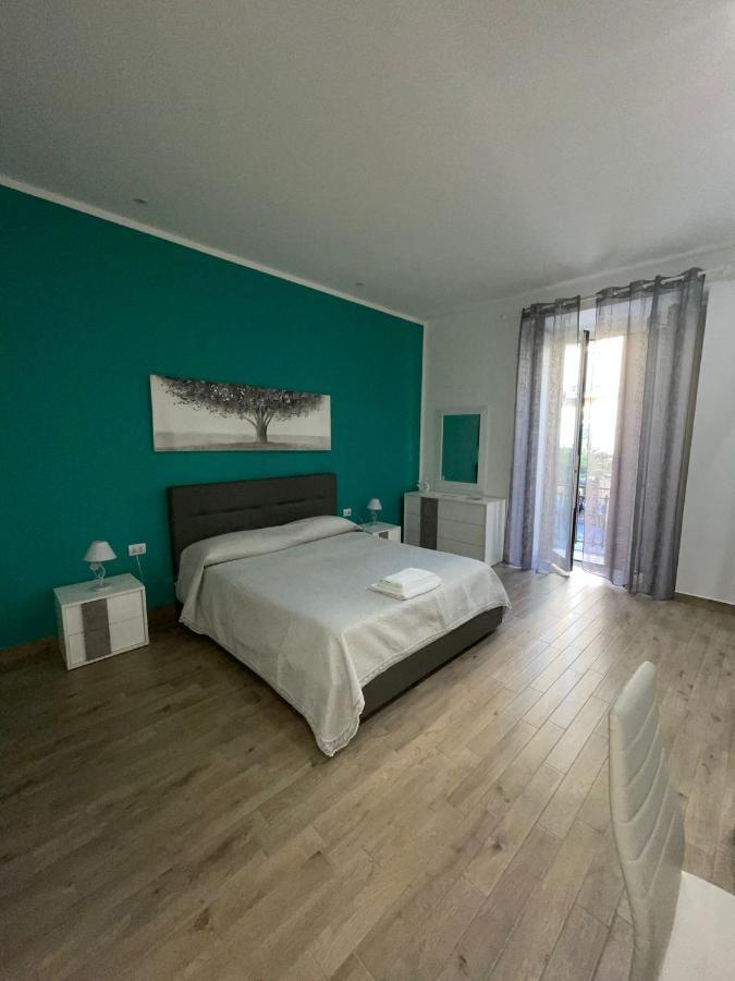 Dormire a Napoli Centro Holiday House Casa Vacanza Esterno foto